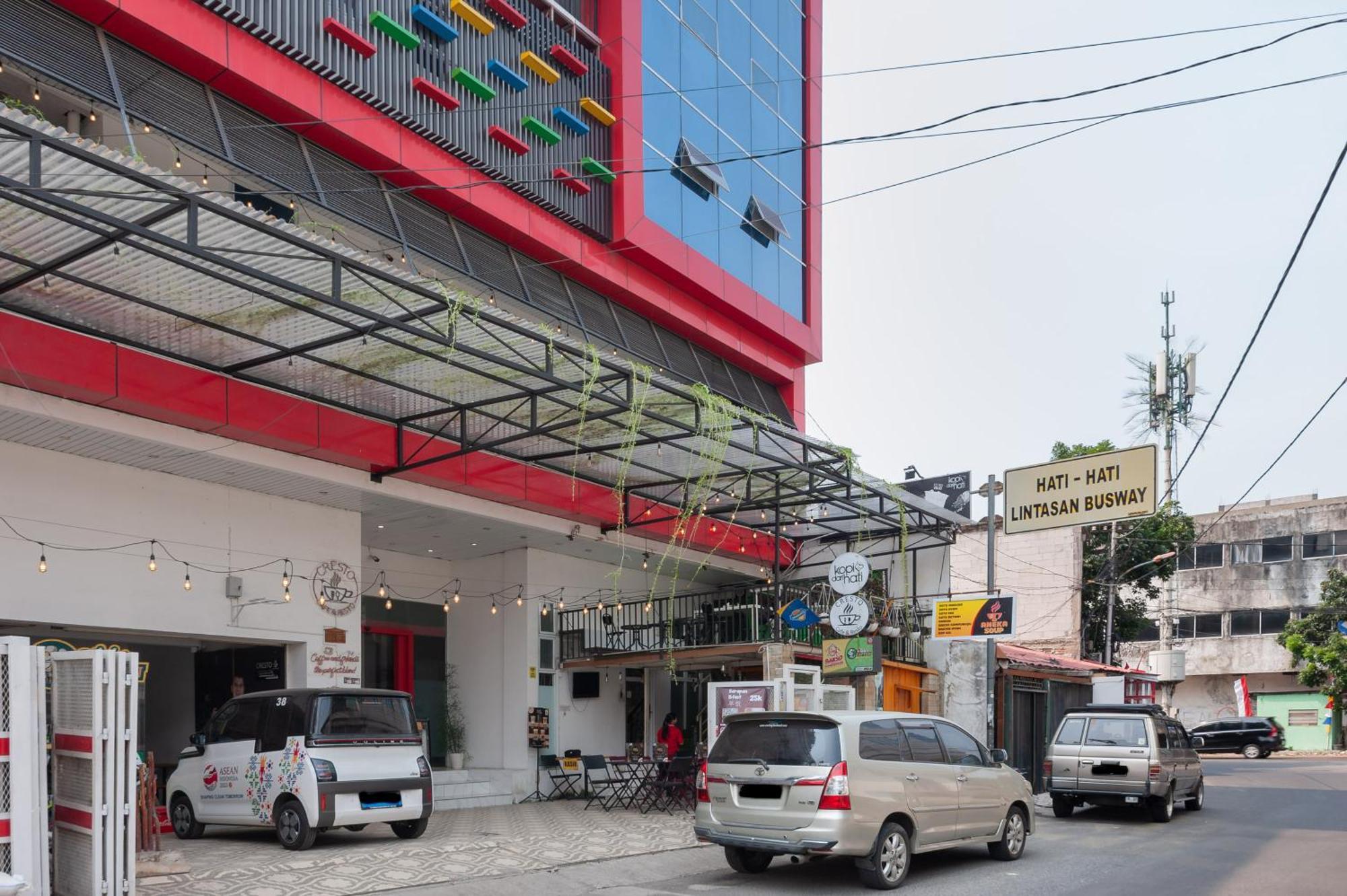 Urbanview Hotel Kota Tua Jakarta Exterior foto